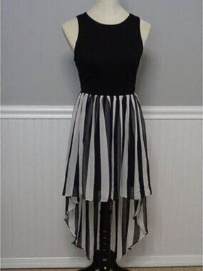 NEW Forever 21 women's small black/white tank style 1-pc dress